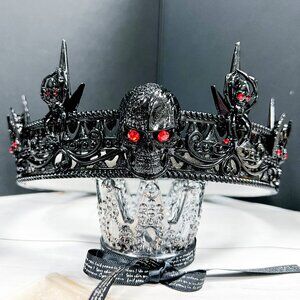 Black and Red Skull Crown